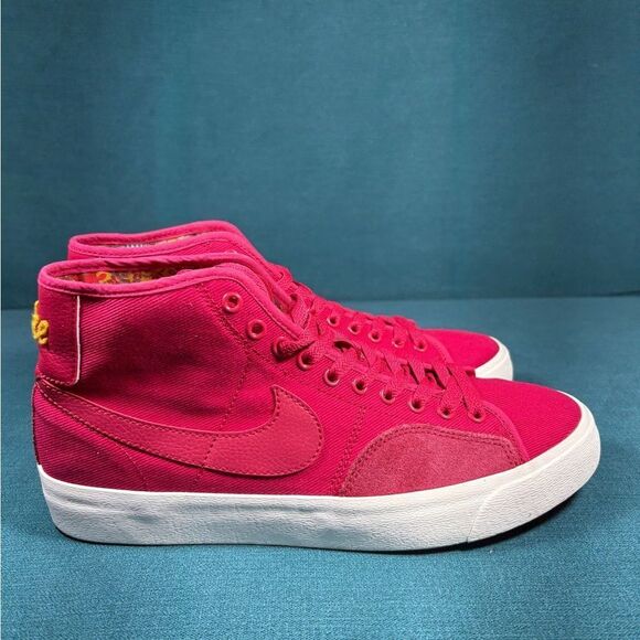 Size 8Men/9.5Women - Nike SB Blazer Court Mid pink shoes - Picture 3 of 9
